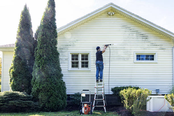 Best Garage Pressure Washing  in Lakeside, CA
